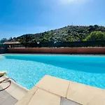 아파트 Le Domaine Des Oliviers Piscine Jacuzzi Sauna 알레스