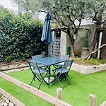 Le Domaine Des Oliviers Piscine Jacuzzi Sauna 알레스