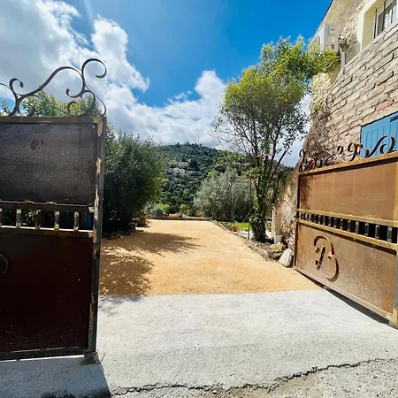 Le Domaine Des Oliviers Piscine Jacuzzi Sauna * アレス