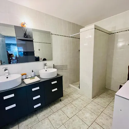 アパート Le Domaine Des Oliviers Piscine Jacuzzi Sauna アレス